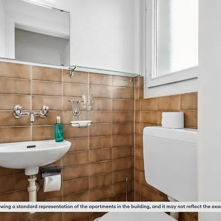 Two Level Terraced House In The Edge Of