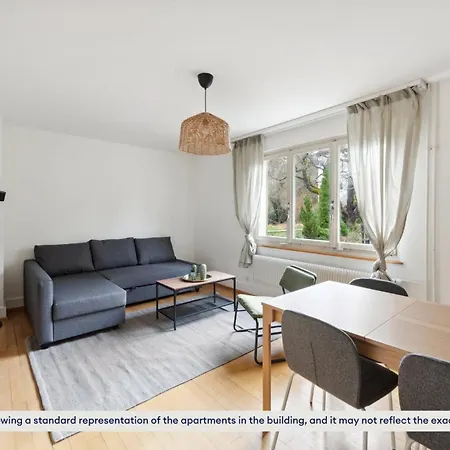 Two Level Terraced House In The Edge Of Apartment Zurich