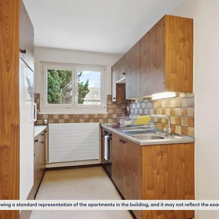 Two Level Terraced House In The Edge Of Apartment Zurich